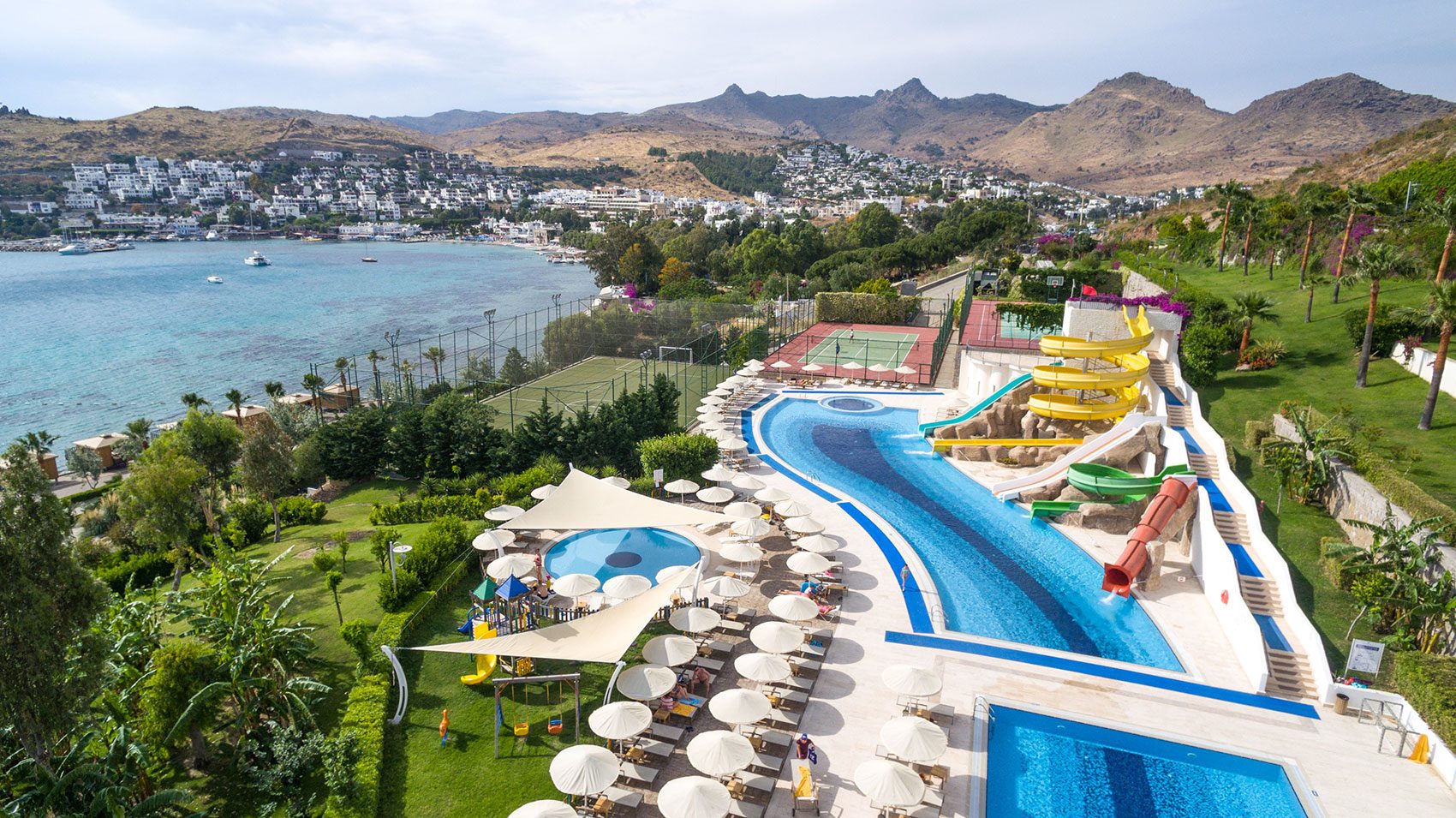Aquapark kaydırakları